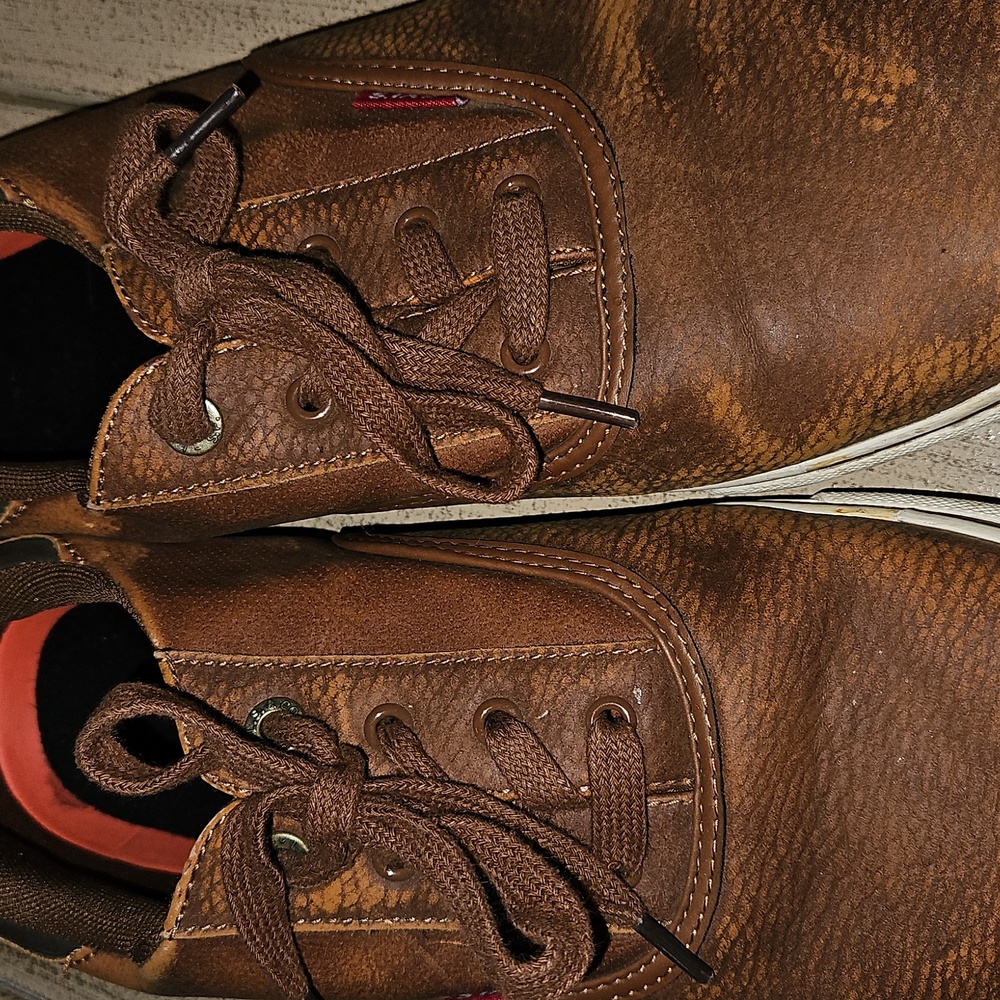 Shos- Men - Picture 4 of 8
